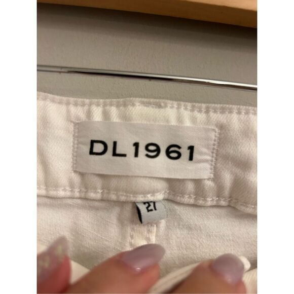 DL1961 Hepburn High Rise Wide Leg sz 27 distressed barrel minimalist - Picture 3 of 9